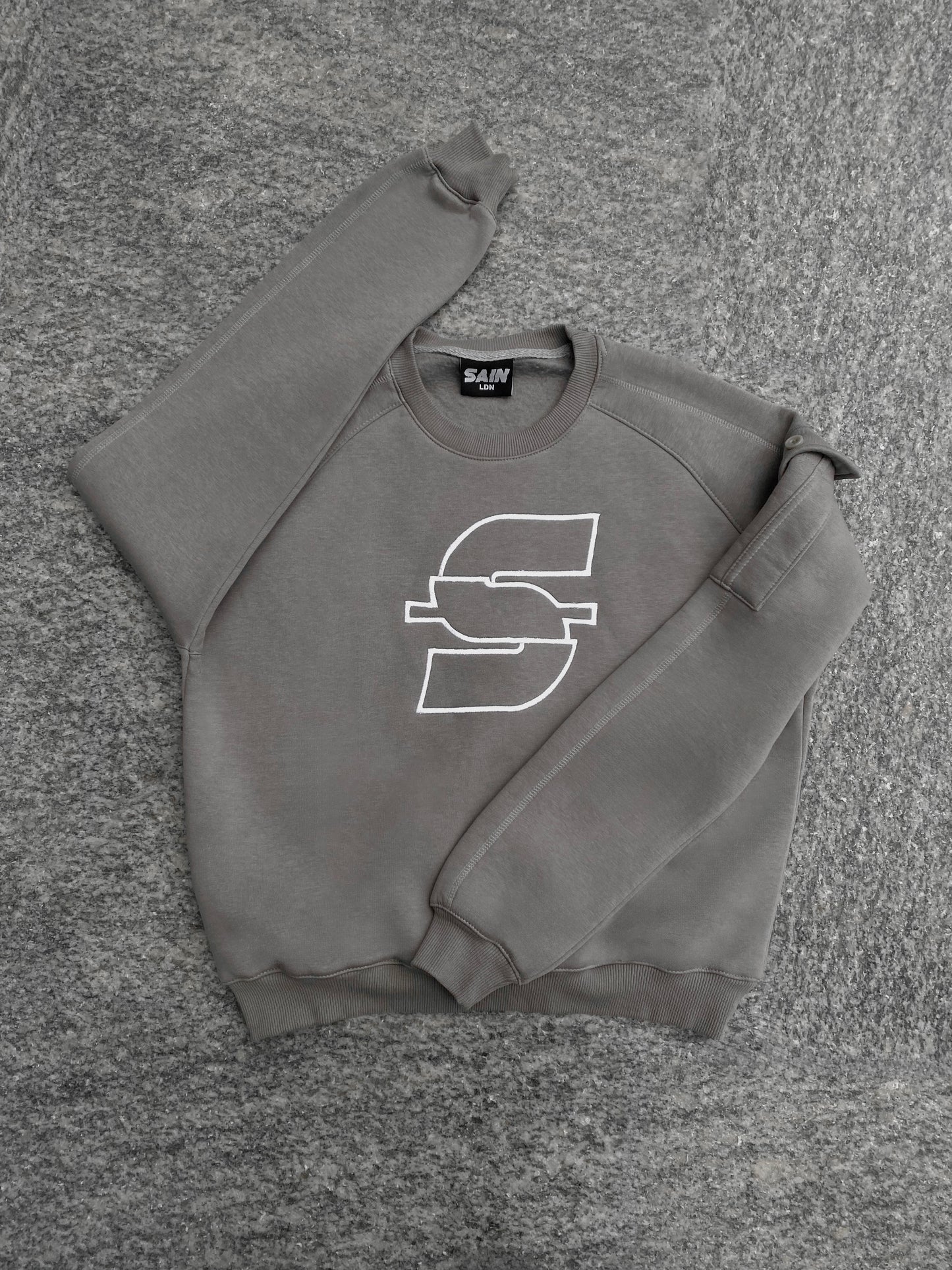S LOGO SWEATSHIRT